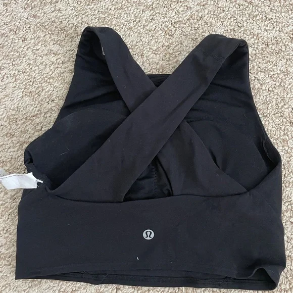 lululemon athletica Black Crop Top - Picture 2 of 3